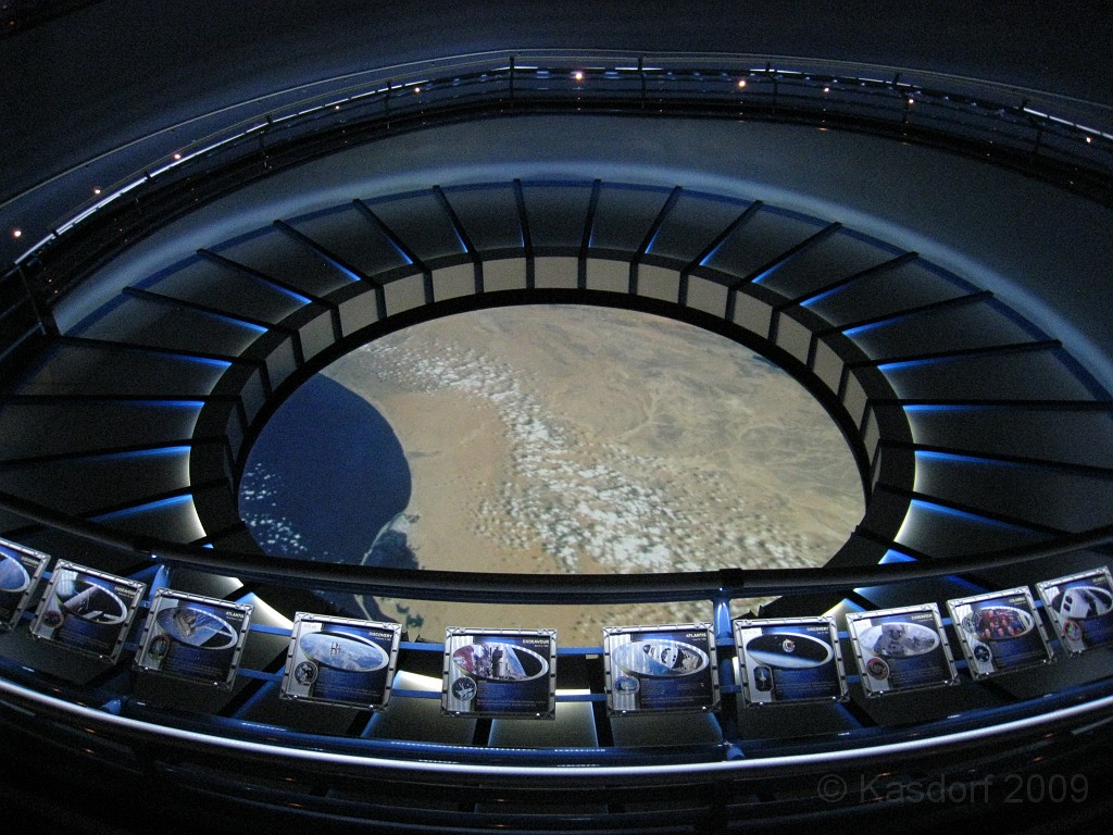 Disney 2010 D2 0950.jpg - January 9-11, 2010 Disney World Florida. Went to run the marathon. Sunday 5:40 AM start the race! Finish, go take a hot shower! Paul drove us over to Kennedy Space Center. Then buffet at Animal Kingdom for dinner!